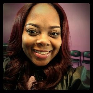 Meet your Posher, Deborah